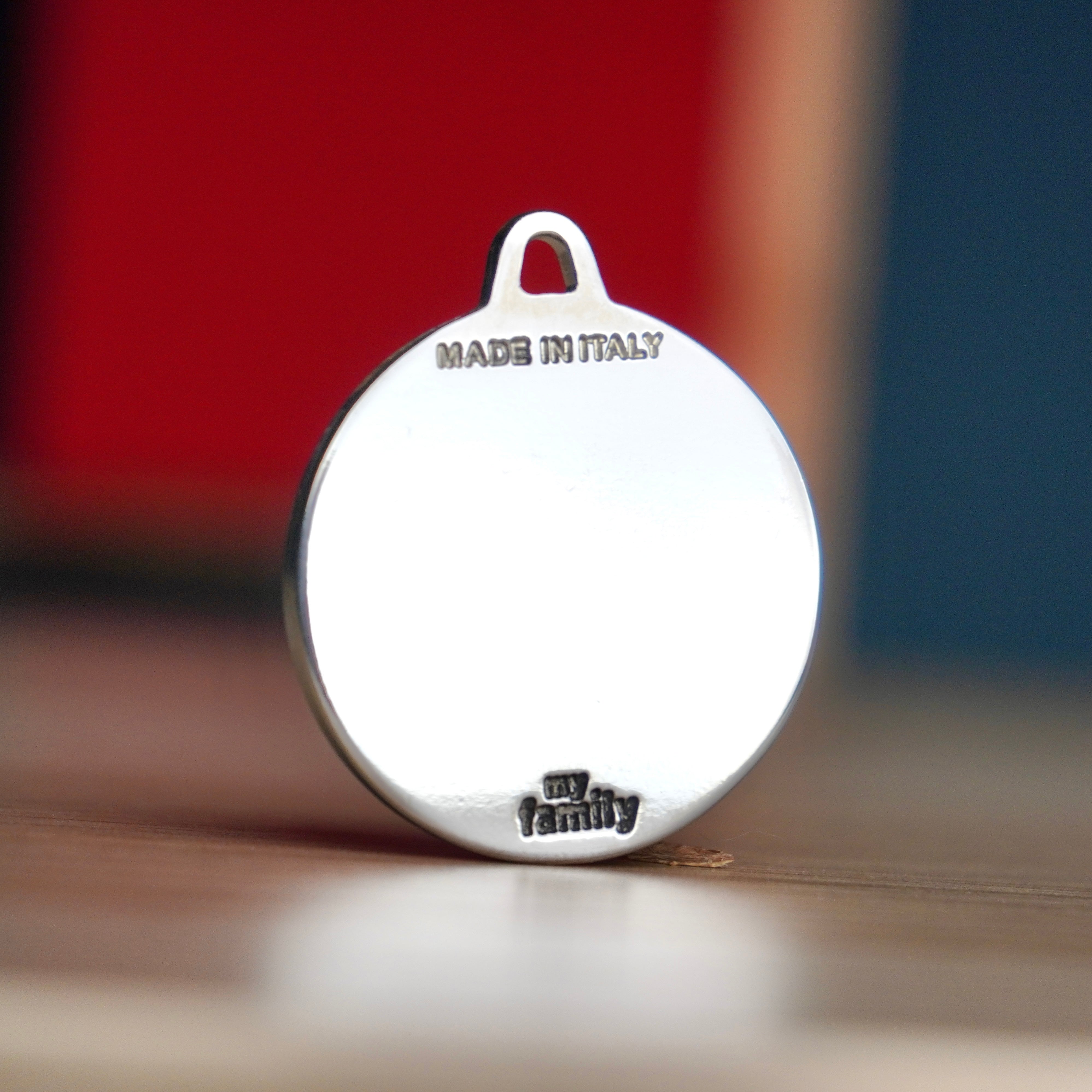 Medaglietta Chico con incisione personalizzata - Logo rosso